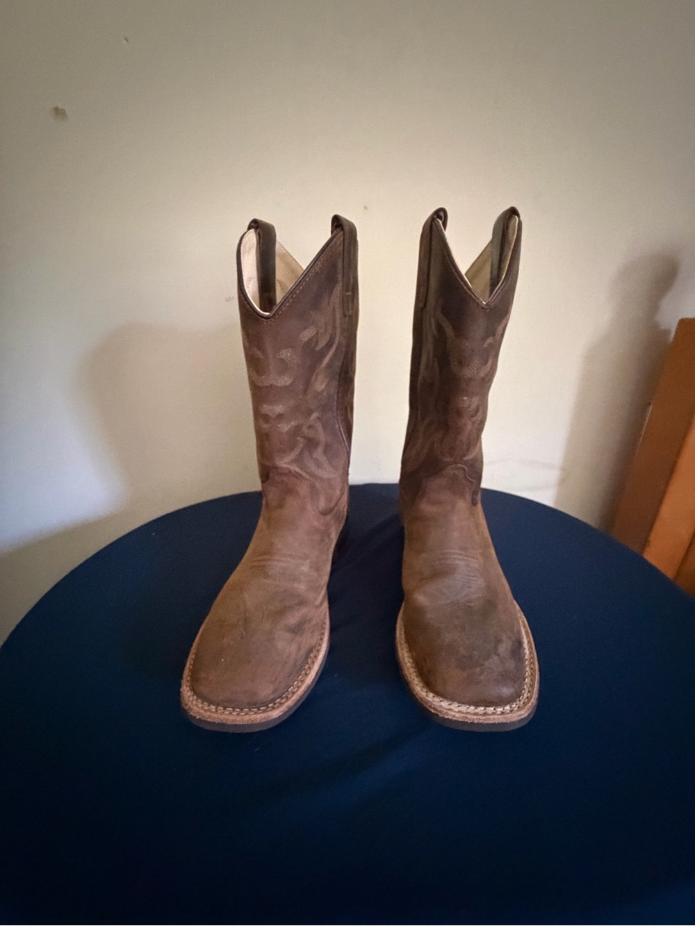 Men's Brown Suede Western Boots - Classic Cowboy Style